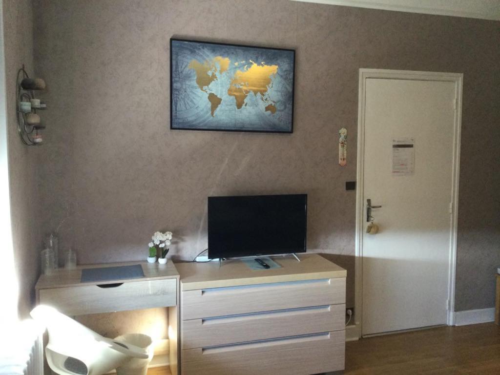 Couleur Framboise Apartman Longwy Kültér fotó